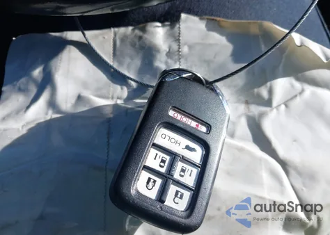 2015 Honda Odyssey Touring/Touring Elite из США, поврежденный, VIN 5FNRL5H99FB074655